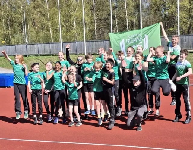 Savonlinnassa kilpailtiin Reipas-Riento-Kataja-Kilpa-Veikot seuraottelu.☀️🏆
Seuraottelussa kilpailtiin henkilökohtaisissa lajeissa 11-15 -vuotiaiden sarjoissa sekä sukkulaviestissä. 
Reipas ylsi loppupisteissä lopulta kolmanneksi!🤩 Kilpailuissa nähtiin hienoja suorituksia ja henkilökohtaisia ennätyksiä!💚😍

#yleisurheilu #nuorisoyleisurheilu #seuraottelu #kuopionreipas