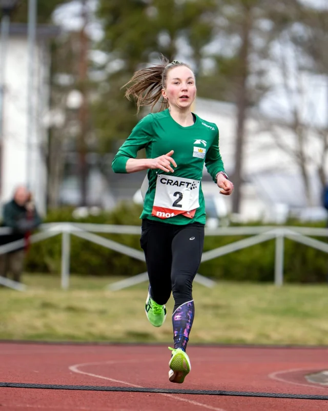 Viime lauantaina käytiin Pyhtäällä SM-maantiejuoksut. Reippaan Anni Kuosmanen voitti naisten puolimaratonin omalla ennätyksellään 1.16.28. #kuopionreipas #smmaantie #juoksu #kultajousi #tissari