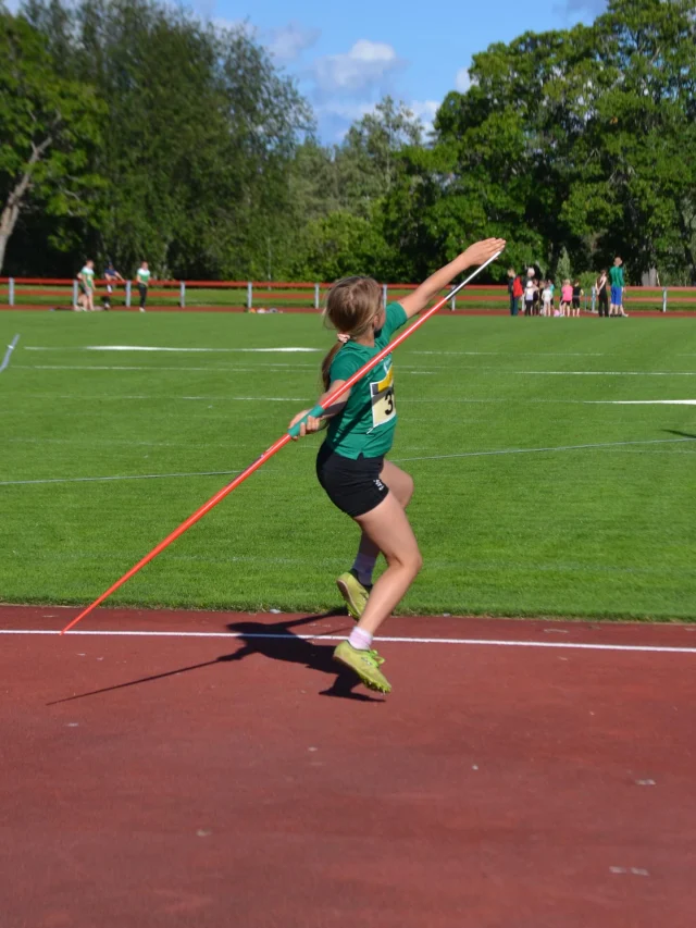 Kolmannet Kultajousi-Kuukausikisat sekä Metsä Group -seurakisat kilpailtiin vauhdikkaissa tunnelmissa!

Lajeina olivat 150 m ja 200 m juoksut sekä keihäänheitto.

Metsä Group -seurakisoissa 5-7-vuotiaat pääsivät näyttämään taitojaan turbokeihäänheitossa🌟

@kultajousi_oy 
@metsagroup 

#kuukausikisat #yleisurheilu #liikunnanilo